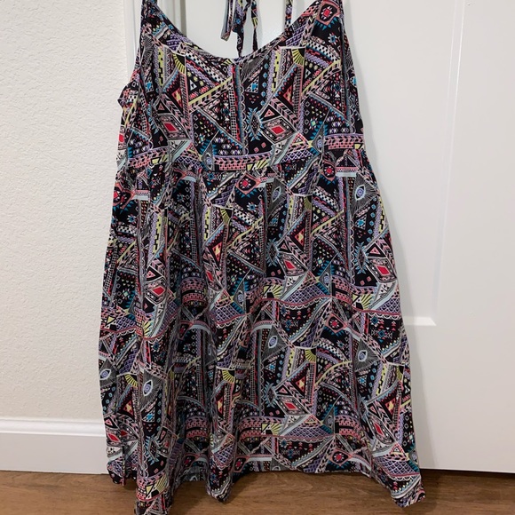 H&M and Forever 21 summer dresses - Picture 6 of 7